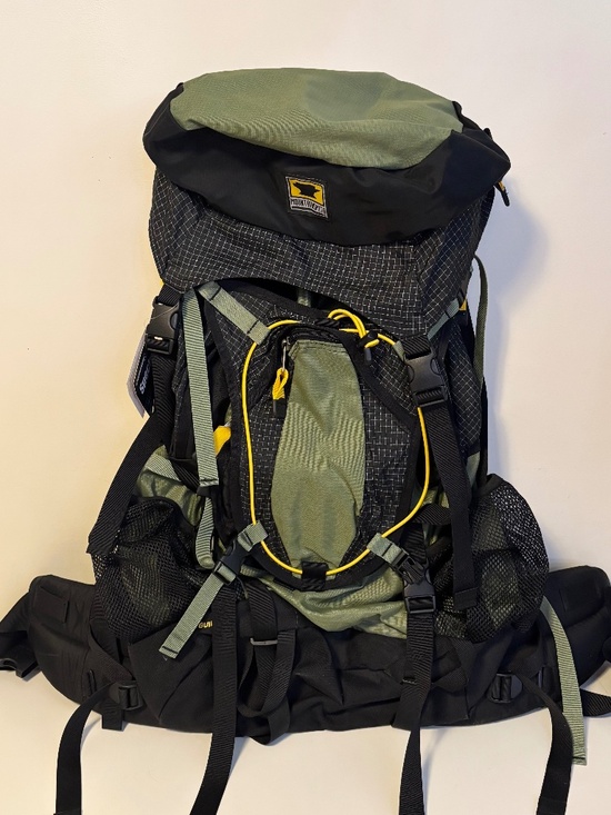 Mountainsmith Other - Mountainsmith Circuit Internal Frame Capacity Hiking Backpack Pack Outdoors NWT